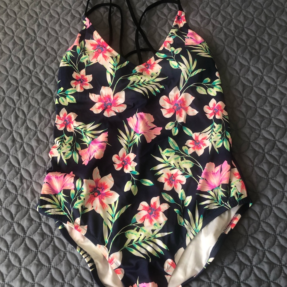 PINK strappy onepice